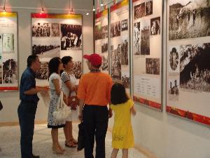 感受“胜利之师”，，，，增强军民鱼水情 ——总公司机关干部旅行“建军80周年”大型图片展 - 企业要闻 - 拉斯维加斯3133cc