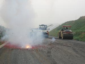 南百17-1标在全线率先完成沥青路面上面层施工 - 企业要闻 - 拉斯维加斯3133cc