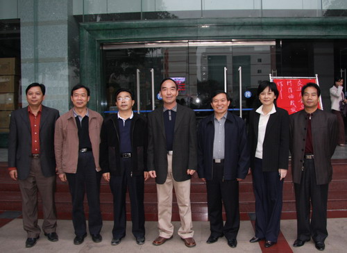 自治区交通厅厅长黄华宽到广西医科大学校园蹊径刷新工程检查事情 - 企业要闻 - 拉斯维加斯3133cc