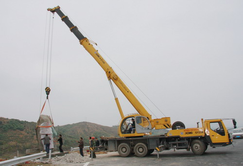 南百16标右江观景台景观石顺遂装置 - 企业要闻 - 拉斯维加斯3133cc