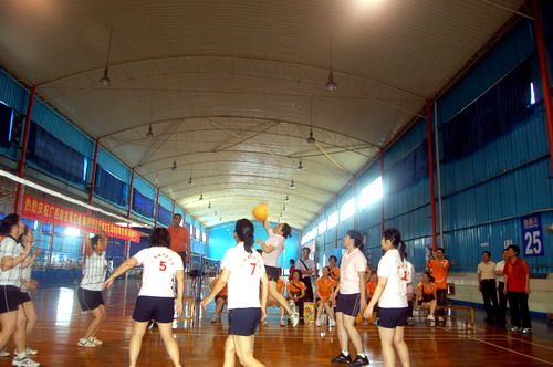 总公司女子气排球队勇夺集团公司五周年志庆角逐冠军 - 企业要闻 - 拉斯维加斯3133cc