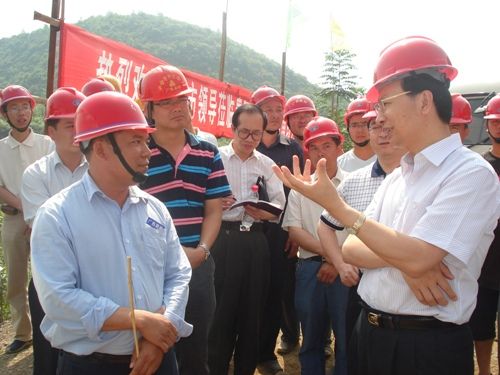 贵州省省委常委、贵阳市委书记李军，，，自治区交通厅副厅长廖小波莅临贵阳六标视察指导事情 - 企业要闻 - 拉斯维加斯3133cc