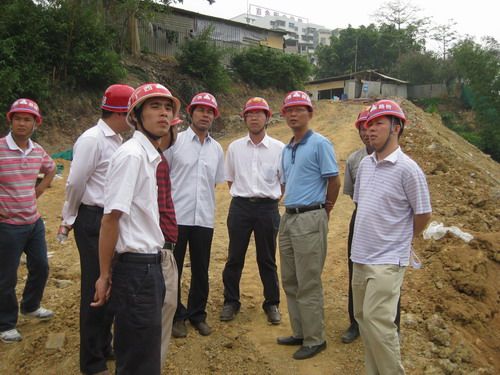 集团公司副总司理李定伦一行莅临桂商投资公司百色BT项目检查指导事情 - 企业要闻 - 拉斯维加斯3133cc