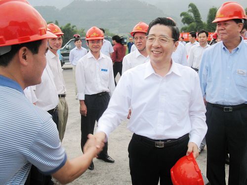 自治区党委书记郭声琨在六河10标视察时说：“你们很棒，，，，干得很是好” - 企业要闻 - 拉斯维加斯3133cc