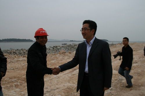 天下政协专题调研组一行到钦州港三墩公路调研 - 企业要闻 - 拉斯维加斯3133cc