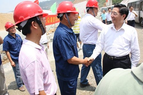 自治区党委书记郭声琨等向导莅临凭祥保税区项目视察 - 企业要闻 - 拉斯维加斯3133cc