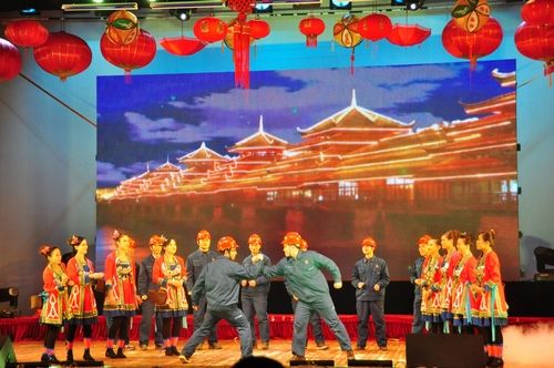 公司盛大举行2011“春到拉斯维加斯3133cc”迎新春暨团拜会 - 企业要闻 - 拉斯维加斯3133cc