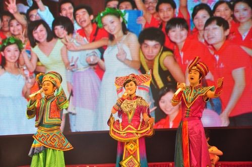 公司盛大举行2011“春到拉斯维加斯3133cc”迎新春暨团拜会 - 企业要闻 - 拉斯维加斯3133cc