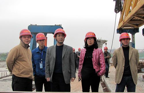 总公司党委曹文海书记一行到江西赣州市新世纪大桥检查指导事情 - 企业要闻 - 拉斯维加斯3133cc