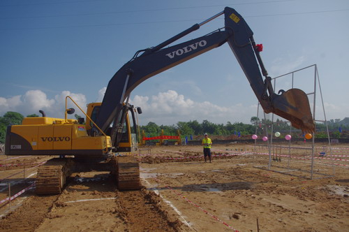 “掘战达人”2011沃尔沃杯首届天下挖掘机操作手大赛在广西拉斯维加斯3133cc机械维修租赁公司火热开战 - 企业要闻 - 拉斯维加斯3133cc