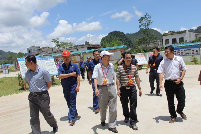 区交通运输厅直属机关党委专职副书记罗华芝一行莅临靖那1标相识企村联建开展情形 - 企业要闻 - 拉斯维加斯3133cc