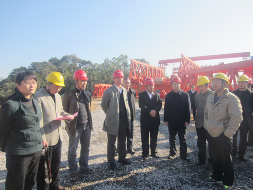 自治区交通运输厅李小林副厅长深入防东1标开展节前慰问事情 - 企业要闻 - 拉斯维加斯3133cc