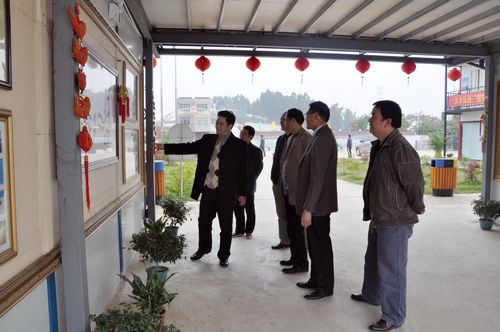 自治区直属企事业工会常务副主任马宁到南宁外环路面A标调研事情 - 企业要闻 - 拉斯维加斯3133cc