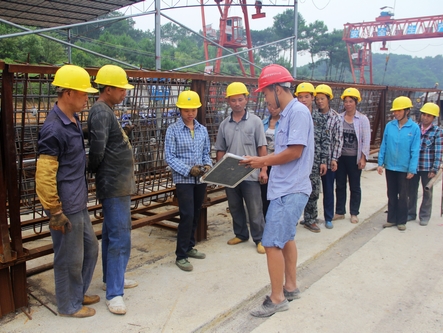 来马路项目获2013年天下修建业企业建设农民工业余学校树模项目部殊荣 - 企业要闻 - 拉斯维加斯3133cc